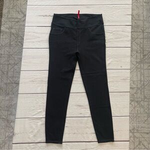 SPANX Black High-Rise Streamlined Leggings